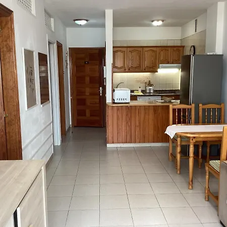 аппартаметы Seguro De Sol Playa De La Arena Апартаменты